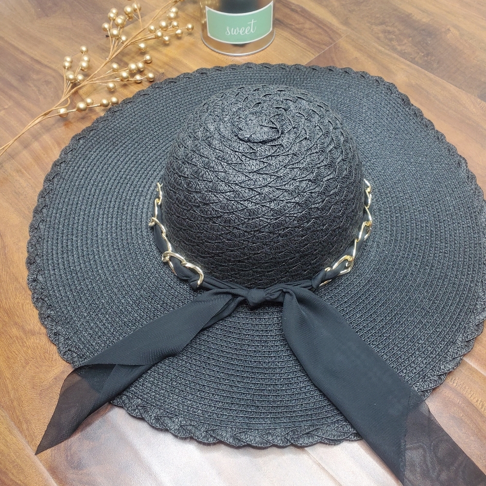 Beach hat